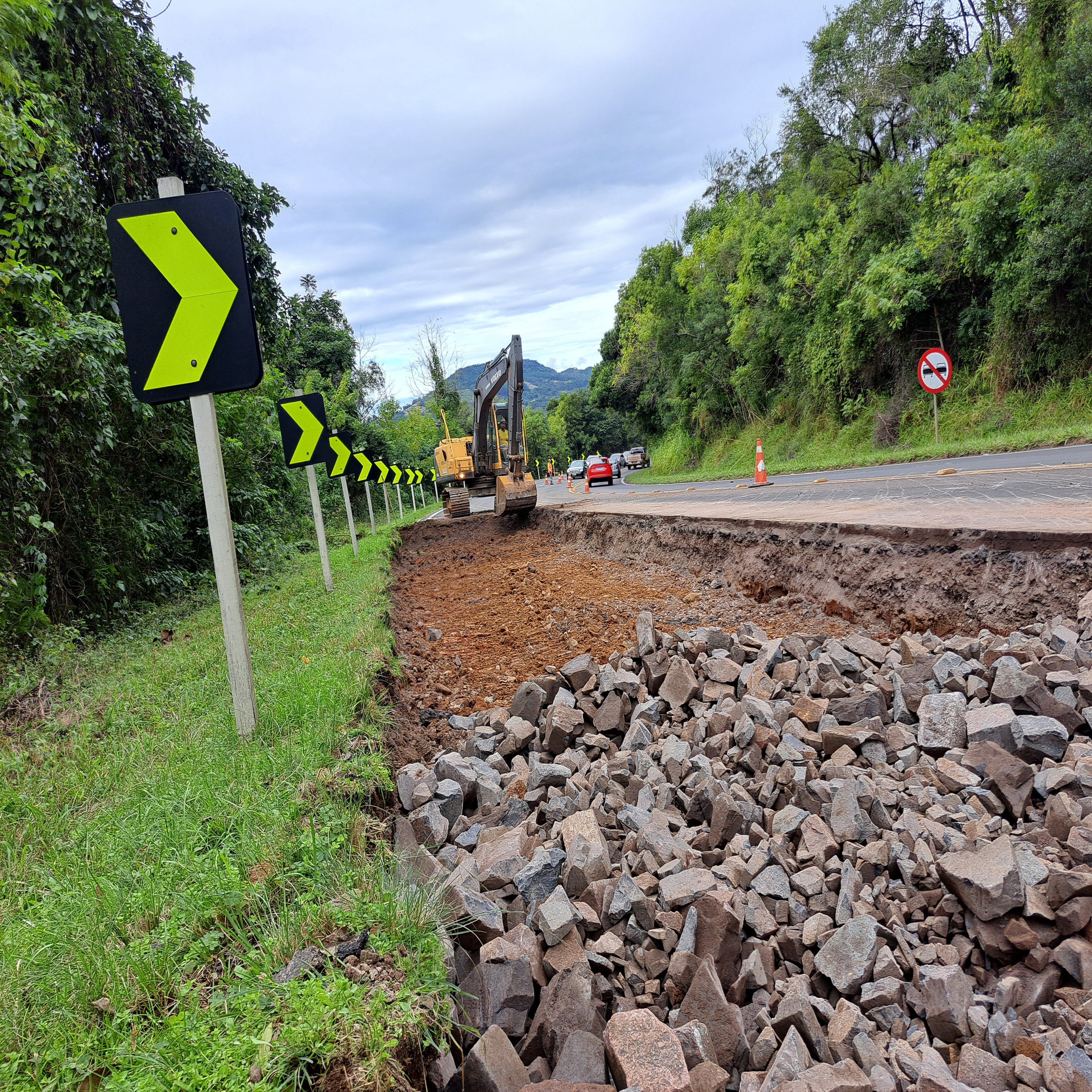 Ir para EGR atua em 10 frentes de trabalho entre os dias 05 e 09 de outubro